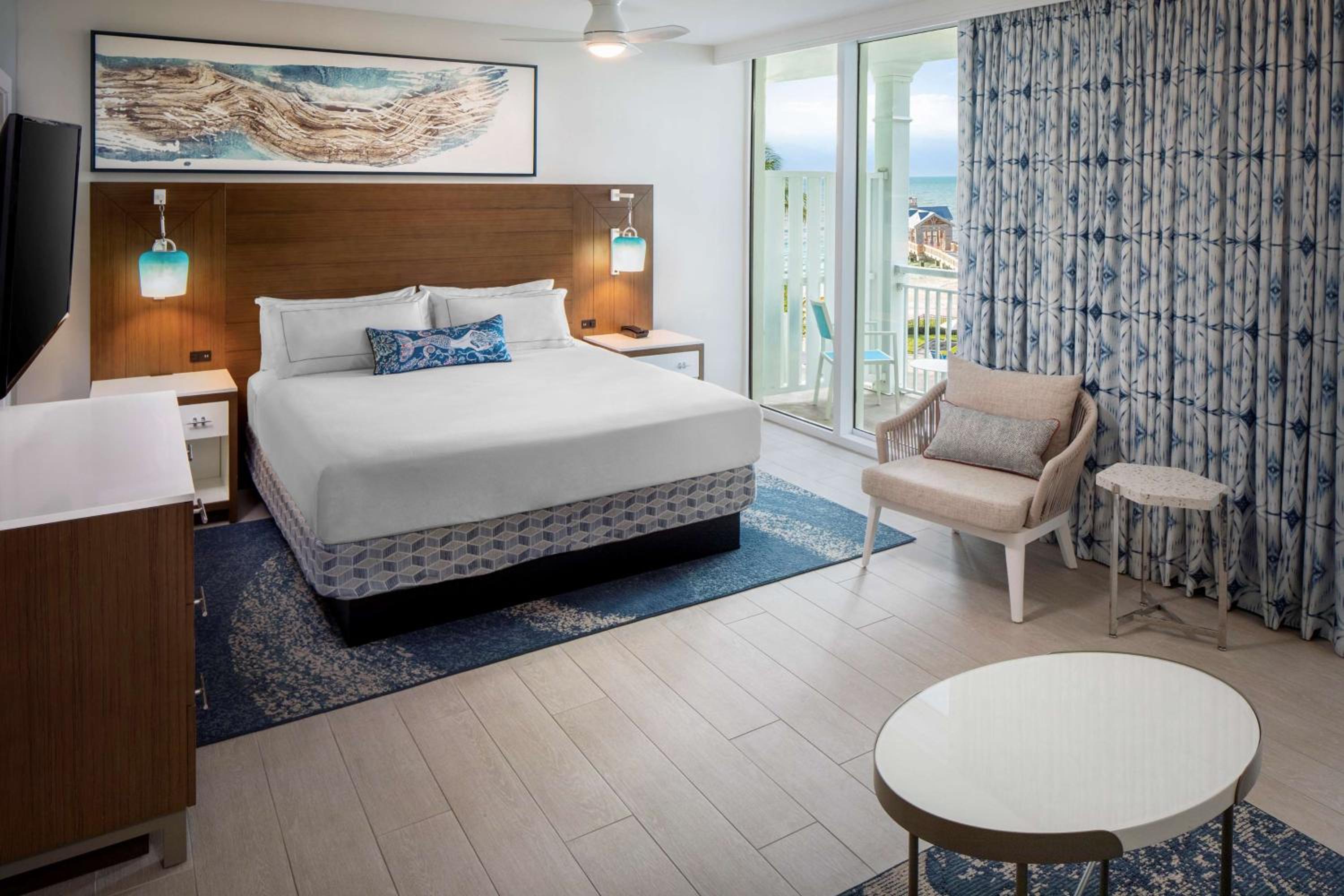 Premium, Studio, King Bed, Ocean View, Sofa