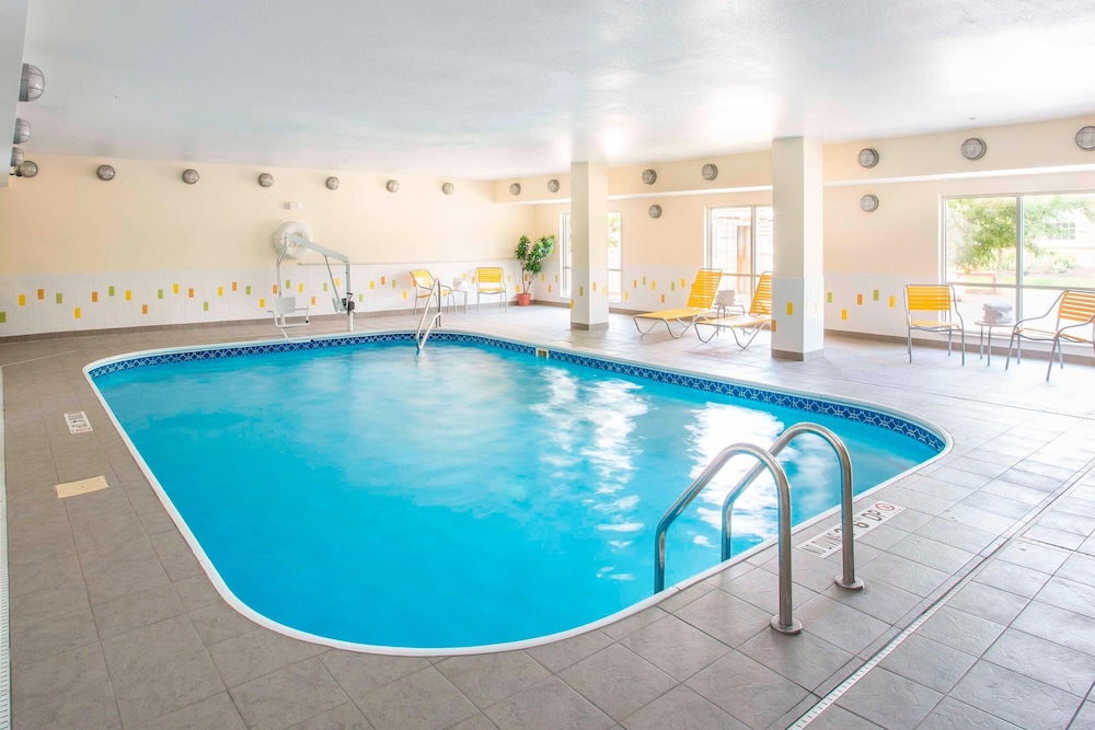 Fairfield Inn Dayton South 1/20