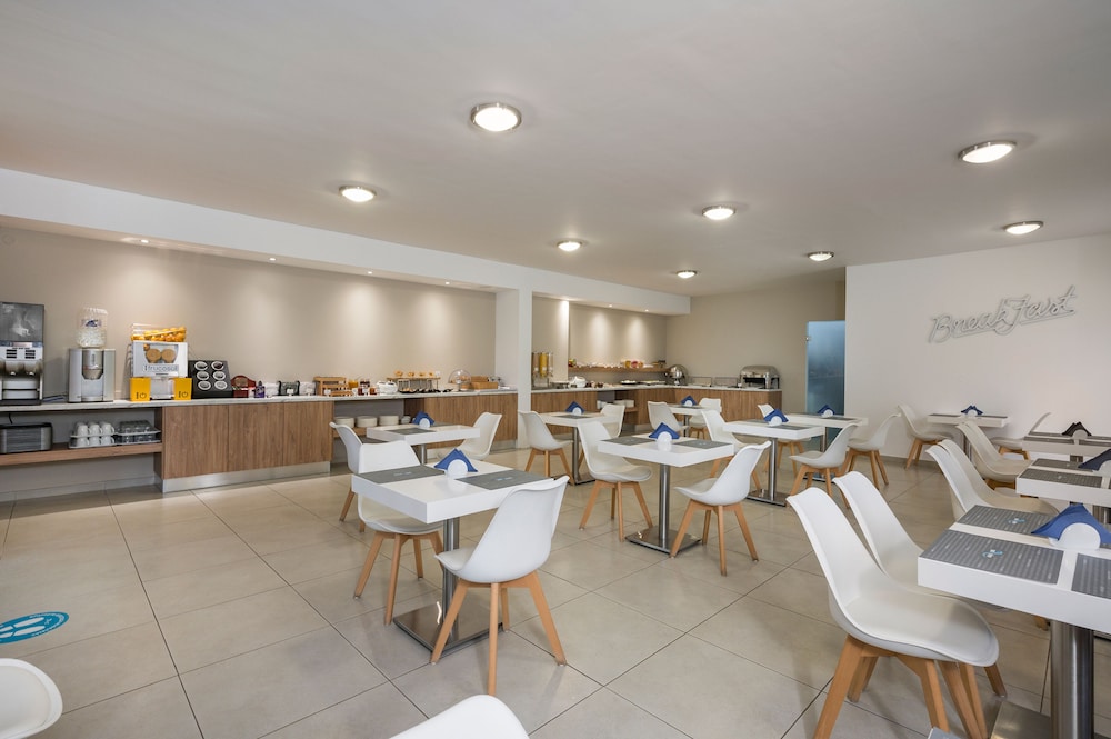 Sea View Hotel Apartments 34/50