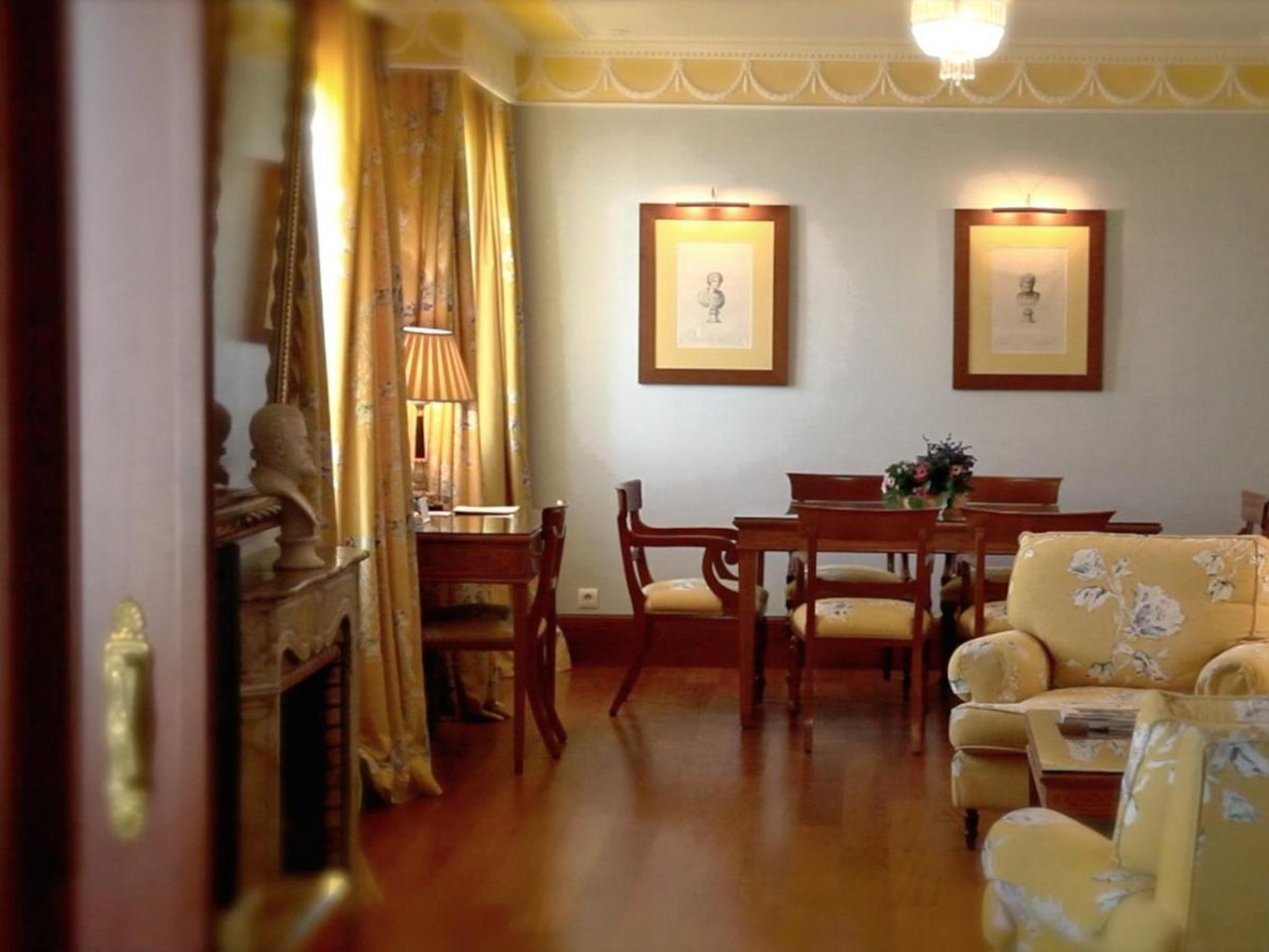 Hotel Inglaterra 52/73