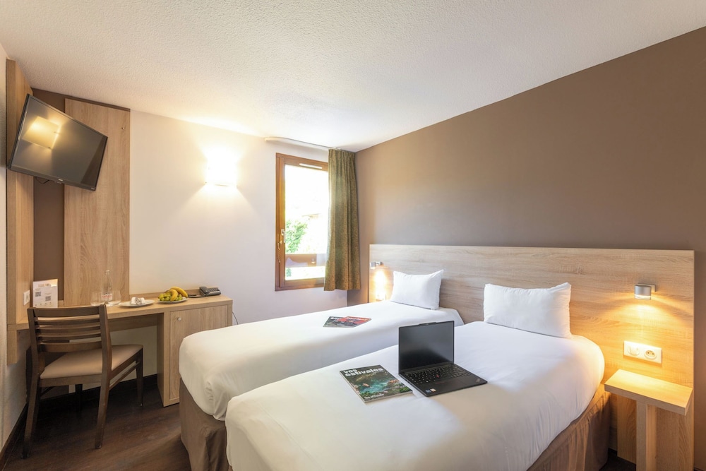Hotel La Cle Des Champs 10/41