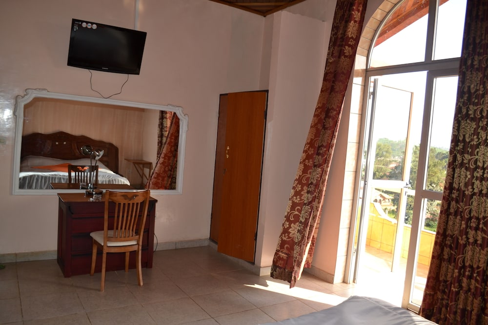 Hotel de Malte 15/20