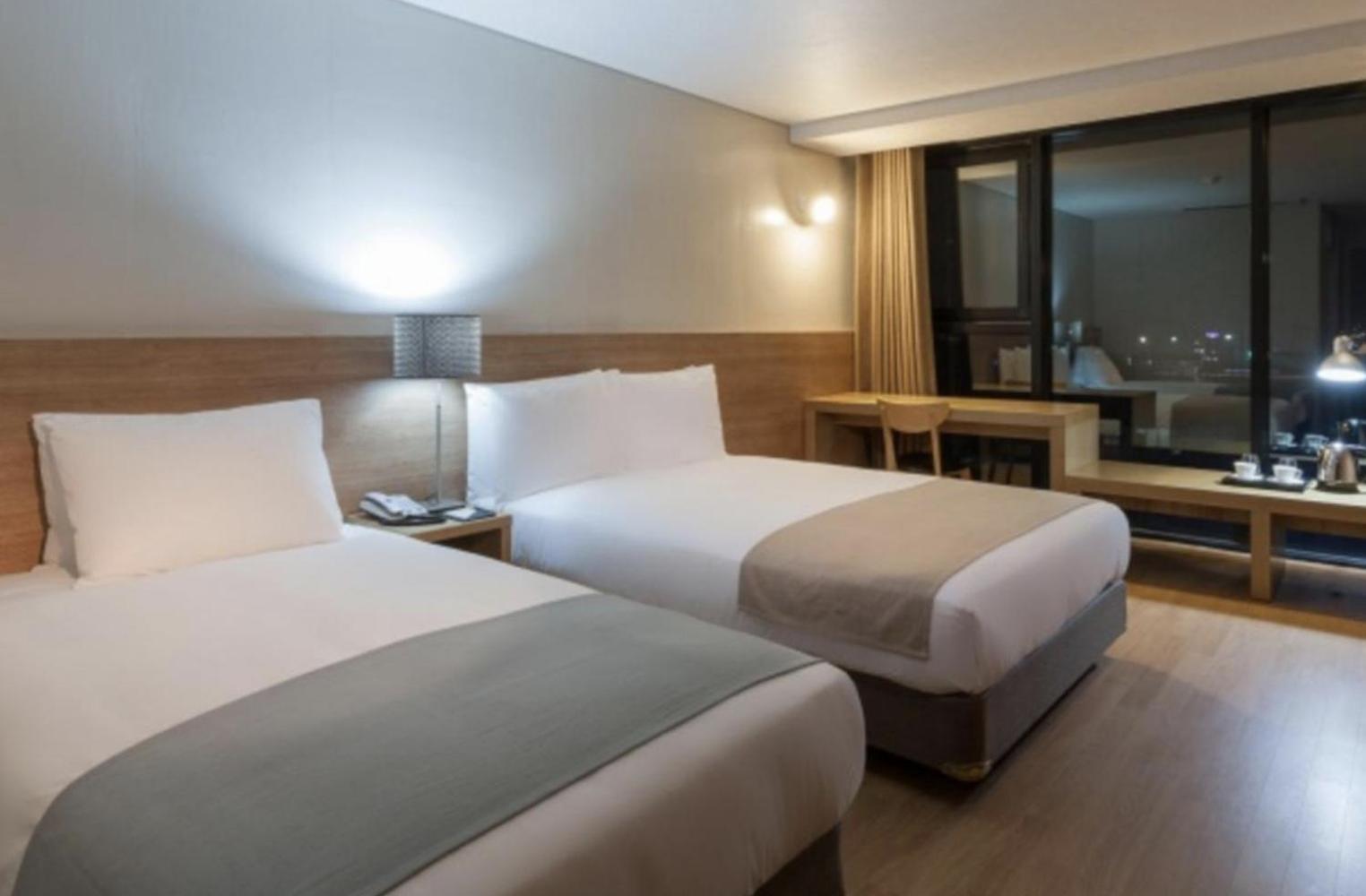 S Hotel Jeju 17/35
