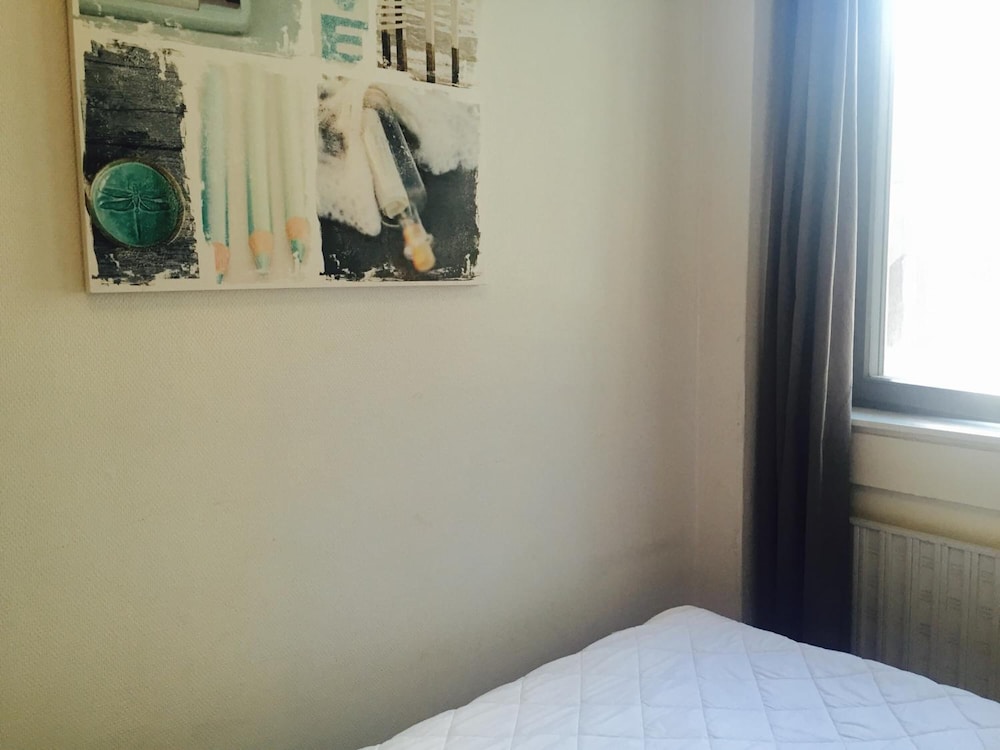 Linne Hostel 8/31