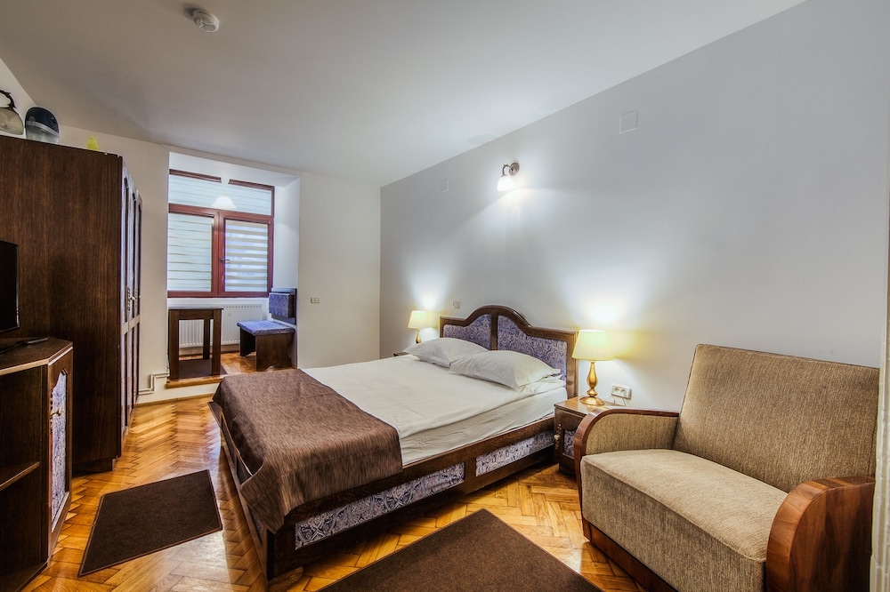 Residence Central Annapolis 26/58