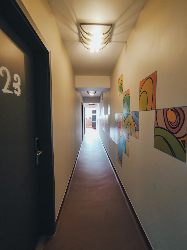 Hotel Graffiti 31/55
