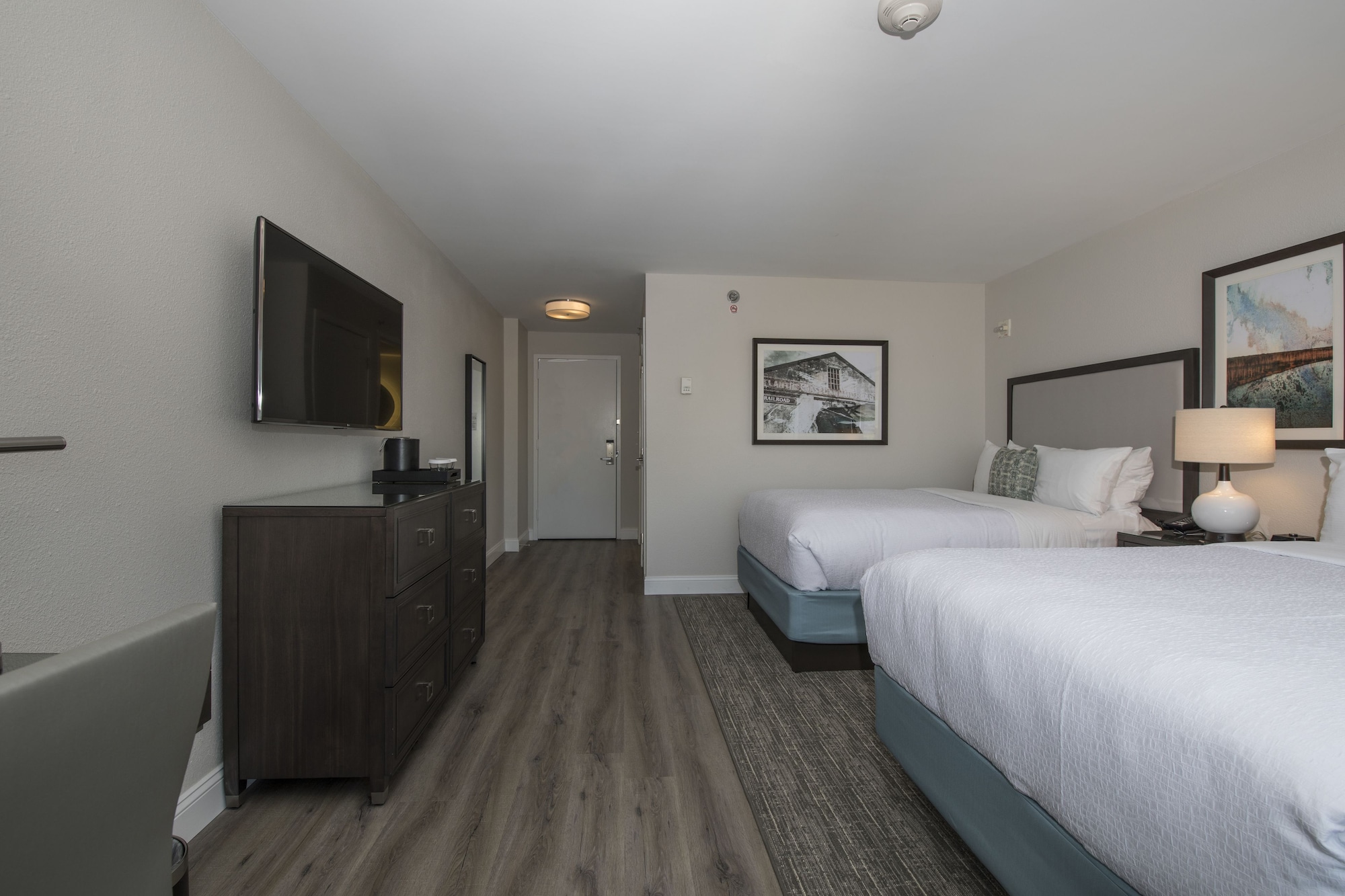 HISTORICAL, 2 DOUBLE BEDS, WITH VIEW