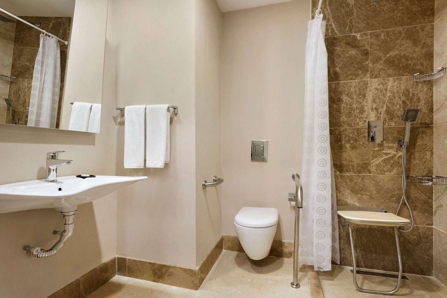 Ramada Encore by Wyndham Gebze 48/49