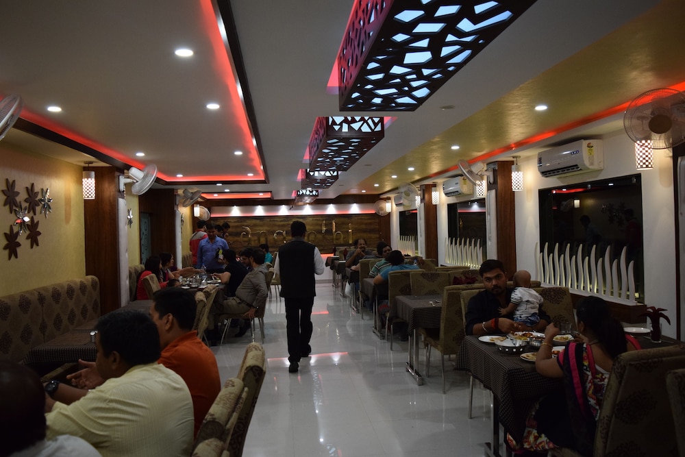 Ashoka Residency Hotel 32/50