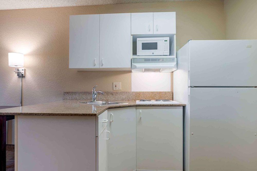 Extended Stay America Orange County - Lake Forest 42/44