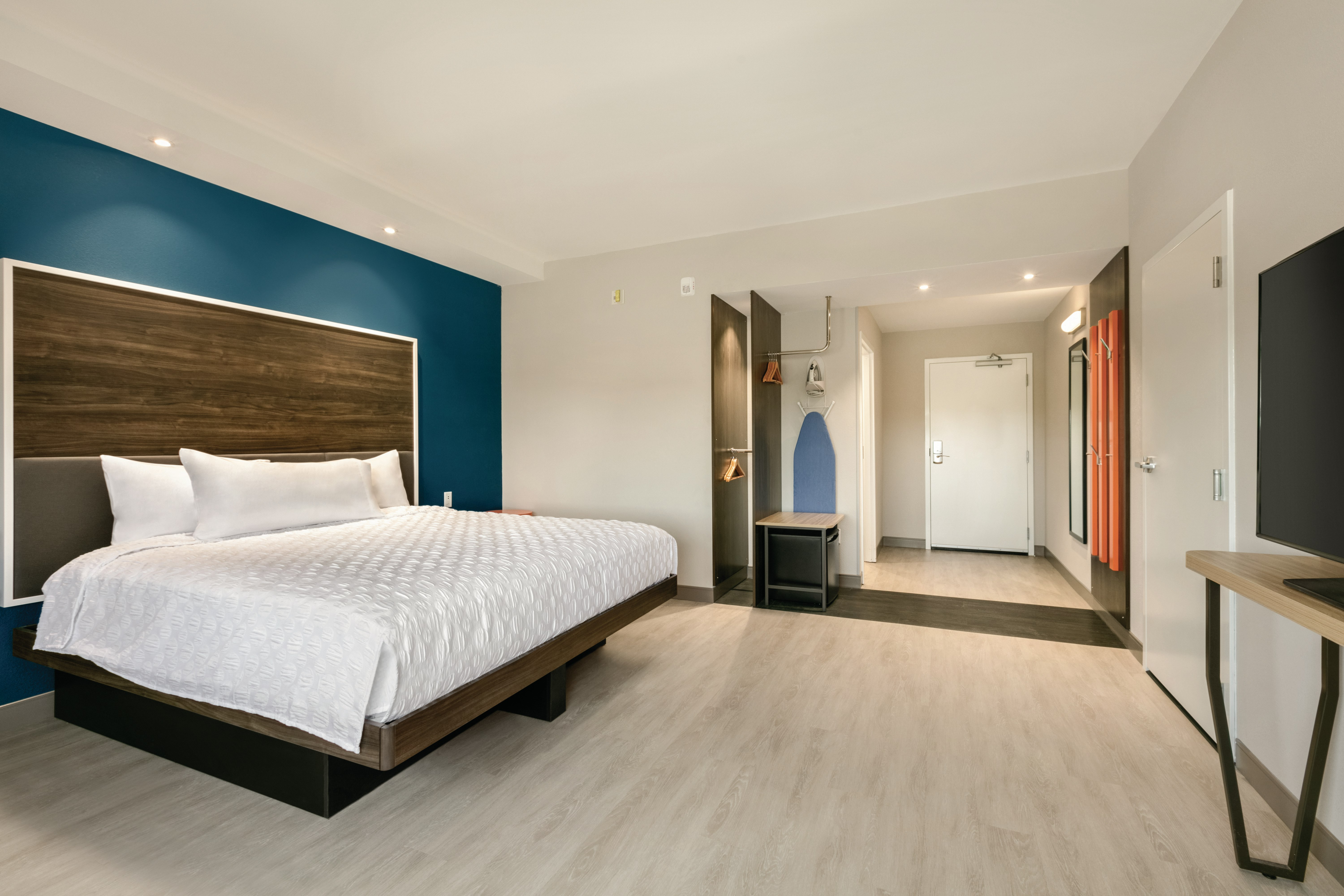 Room, King Bed, Accessible