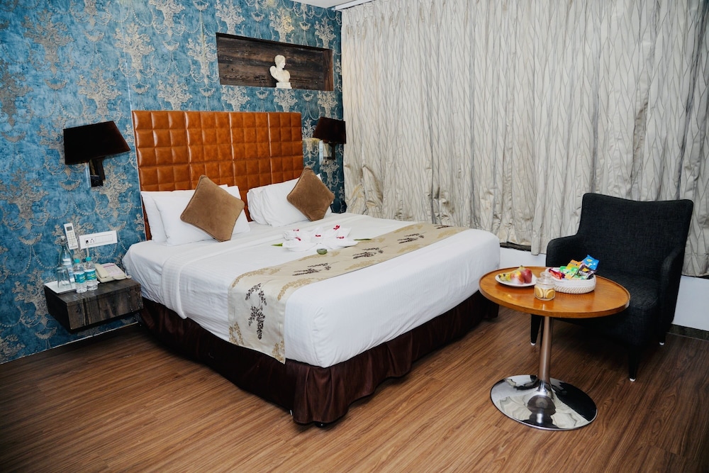 Regenta Central Hotel & Convention Centre Nagpur 5/26