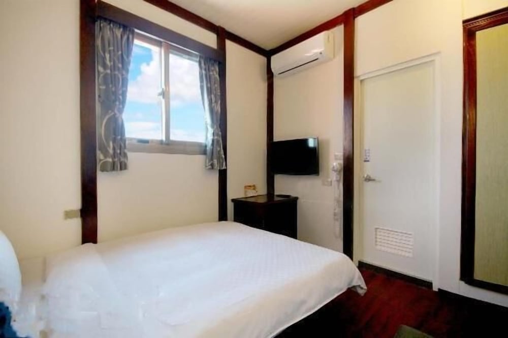 Traveler Hotel 18/37