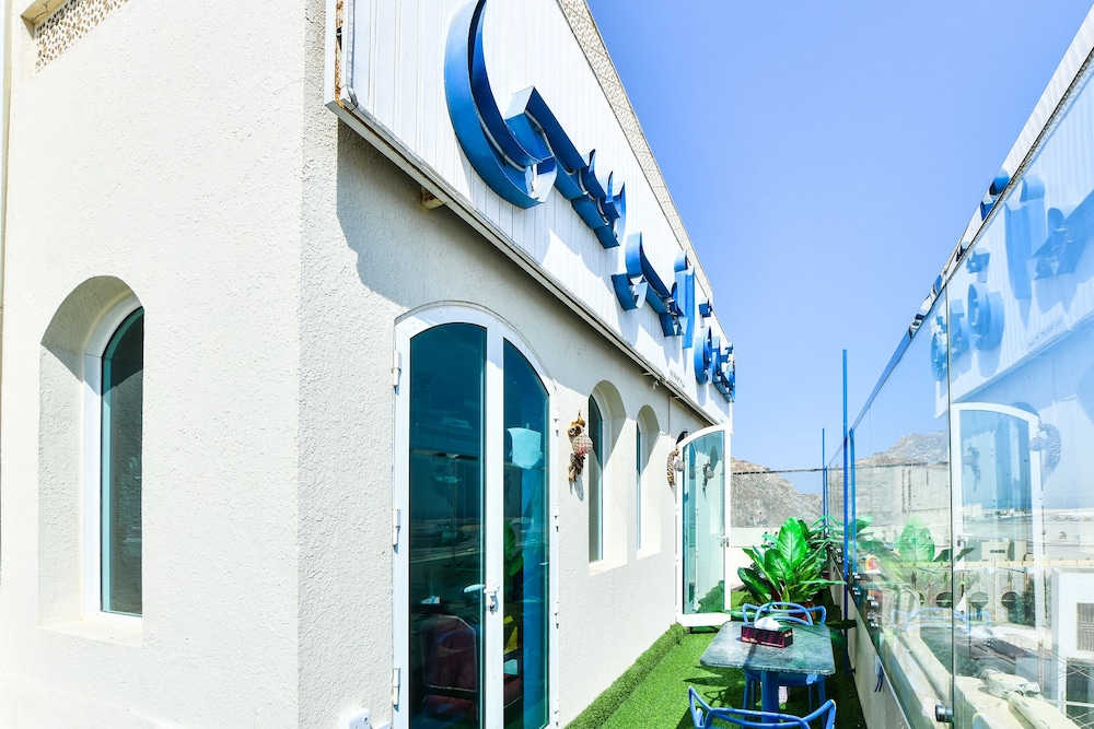 OYO 137 Marina Hotel 4/58