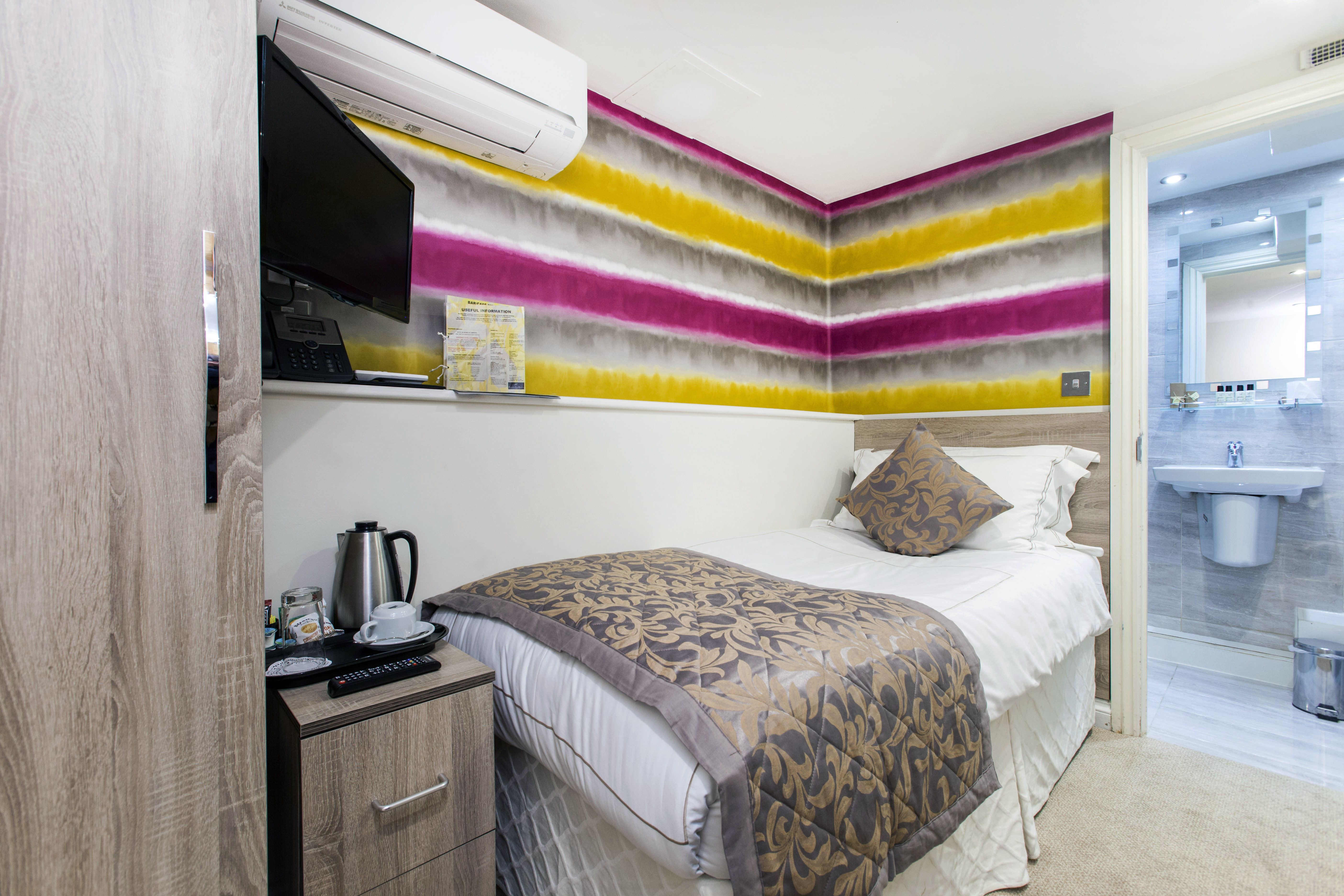 Semi Basement, Single, No Window, Ground Floor