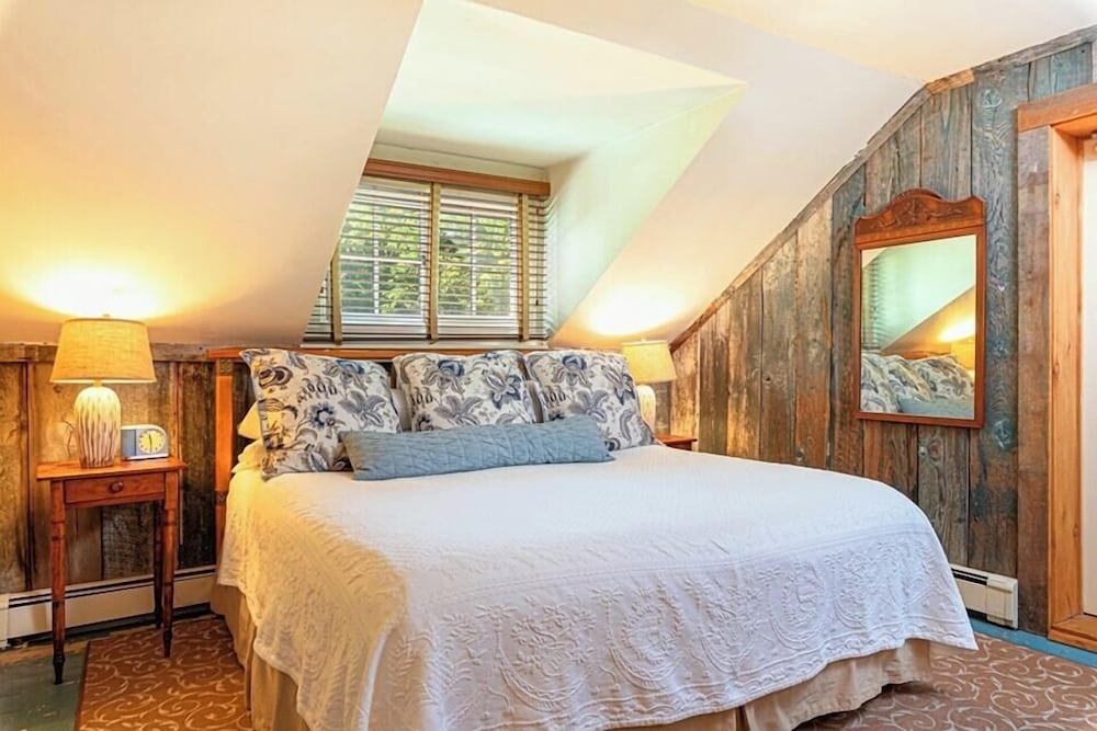 The Inn at Weathersfield 3/28