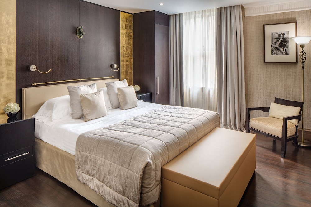 60 Hyde Park Gate Hotel 14/71