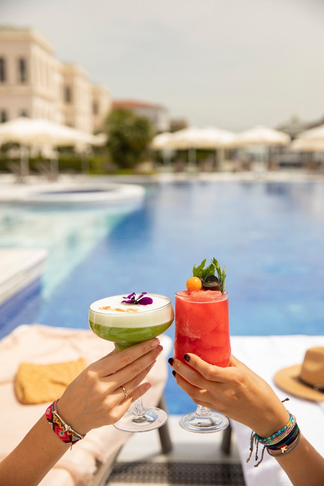 Four Seasons Hotel Istanbul at the Bosphorus 34/80