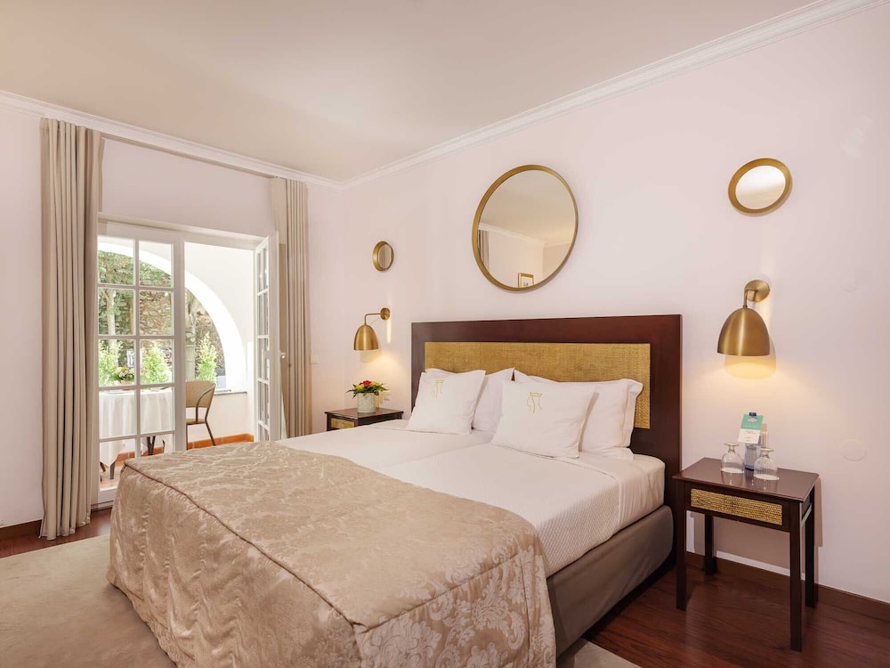 Charming, Twin Beds, Balcony