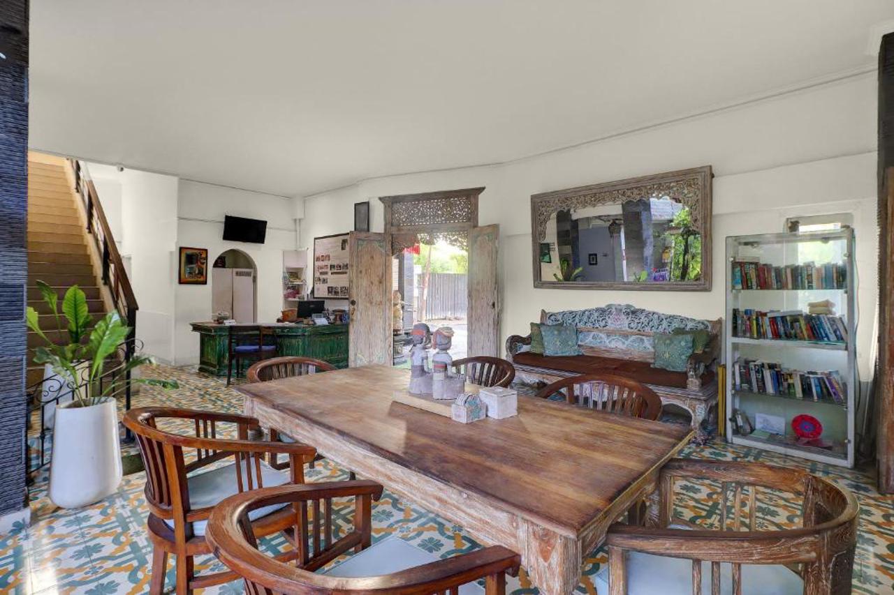 Townhouse Oak Sus Cottage Near Legian Beach 9/41