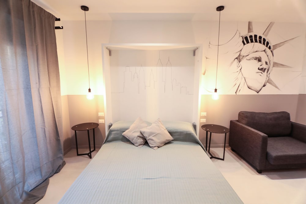 O.Effe. Global Suites at Vatican 31/50