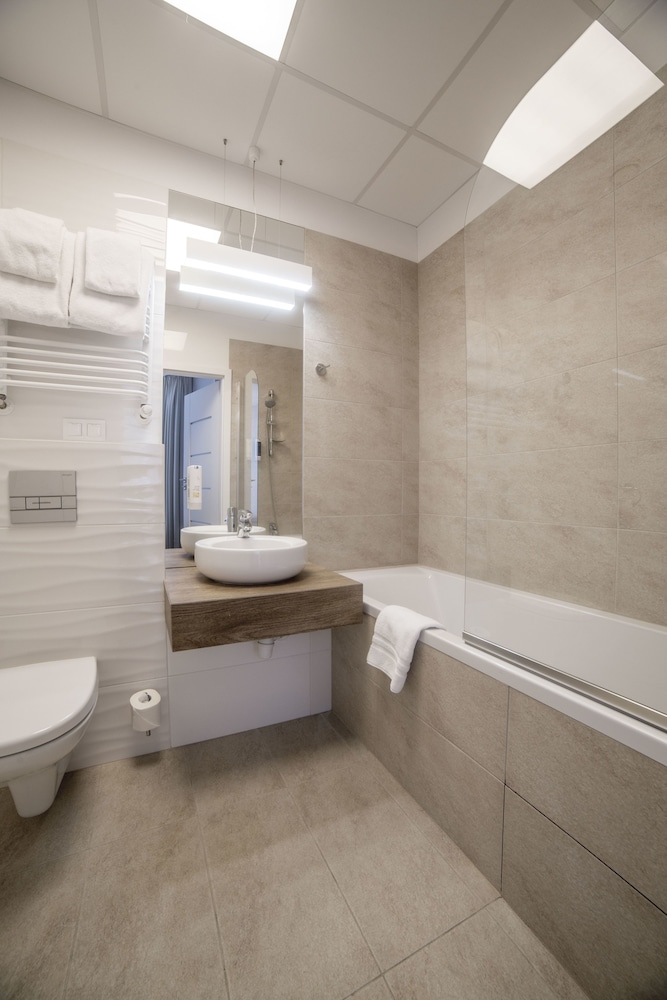 Varsovia Apartamenty Kasprzaka 49/50