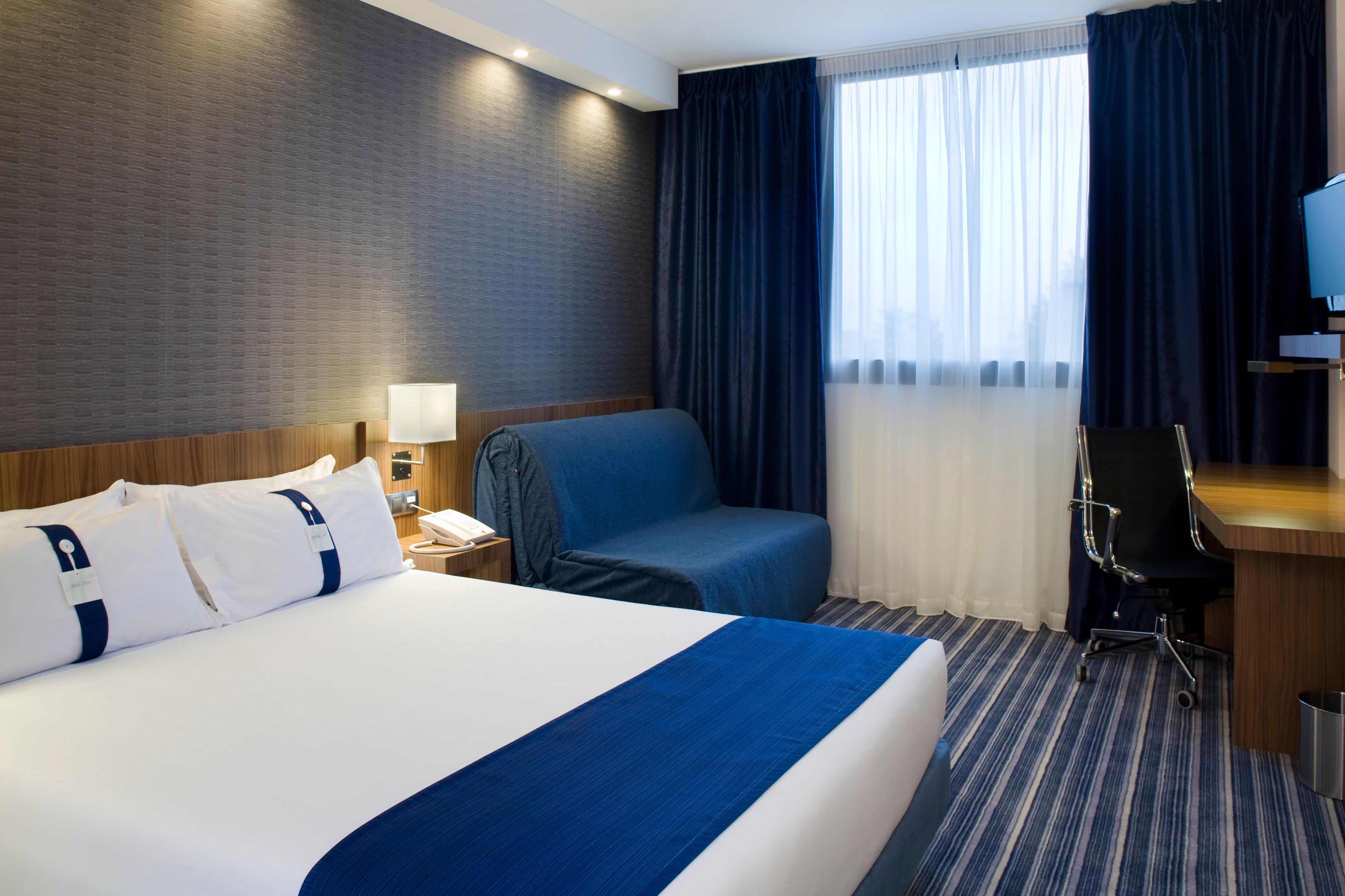 غرفة بسرير كوين، Holiday Inn Express Bilbao 4/10