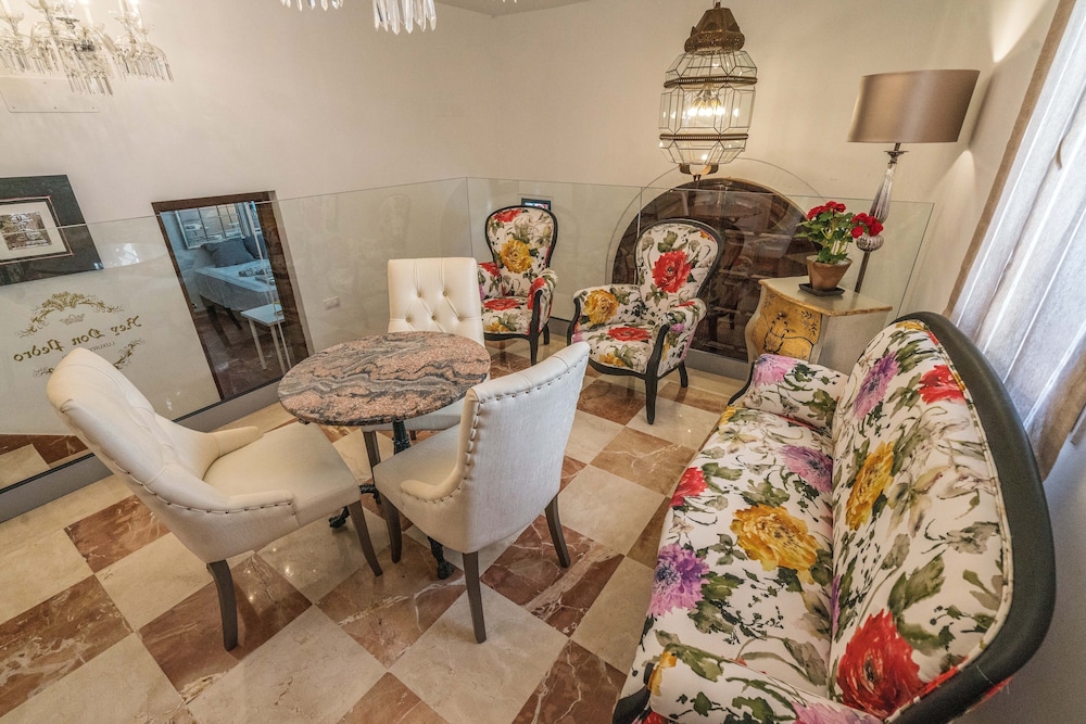 Rey Don Pedro Luxury Home 38/50