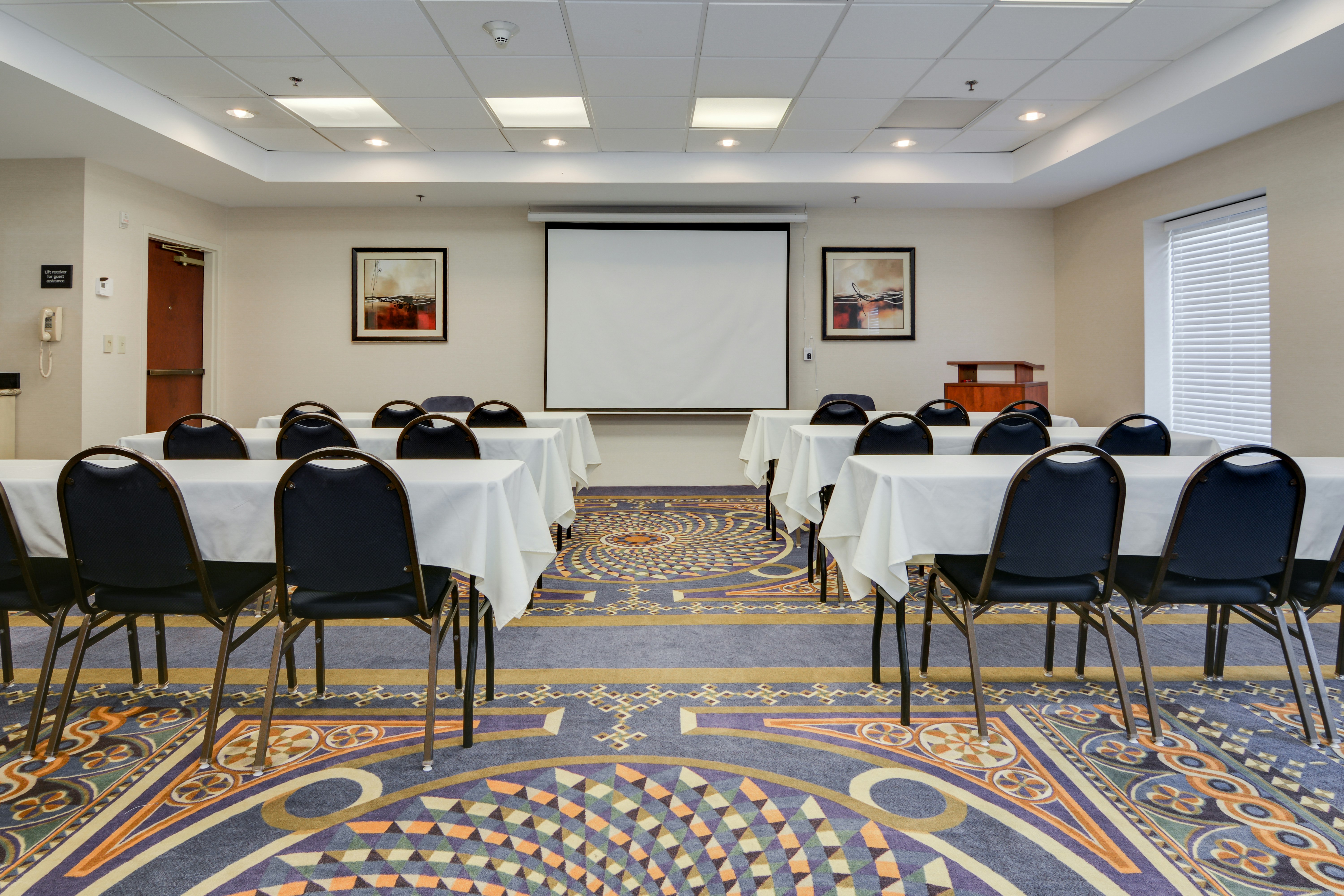 Hampton Inn Atlanta-Fairburn 66/74