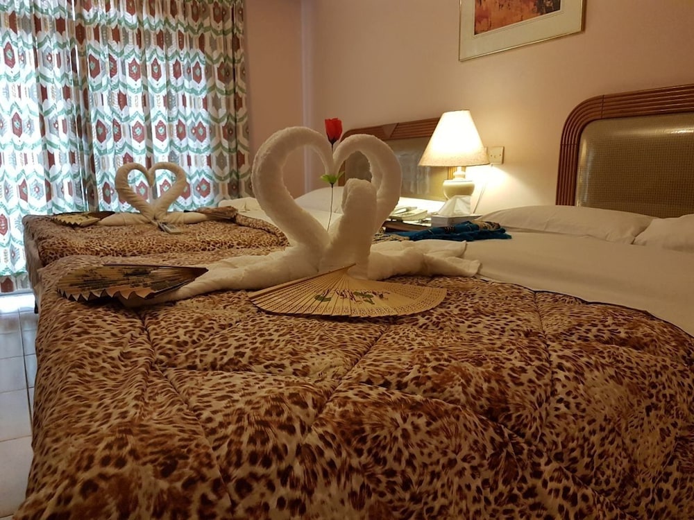 Maswada Plaza Hotel 33/50