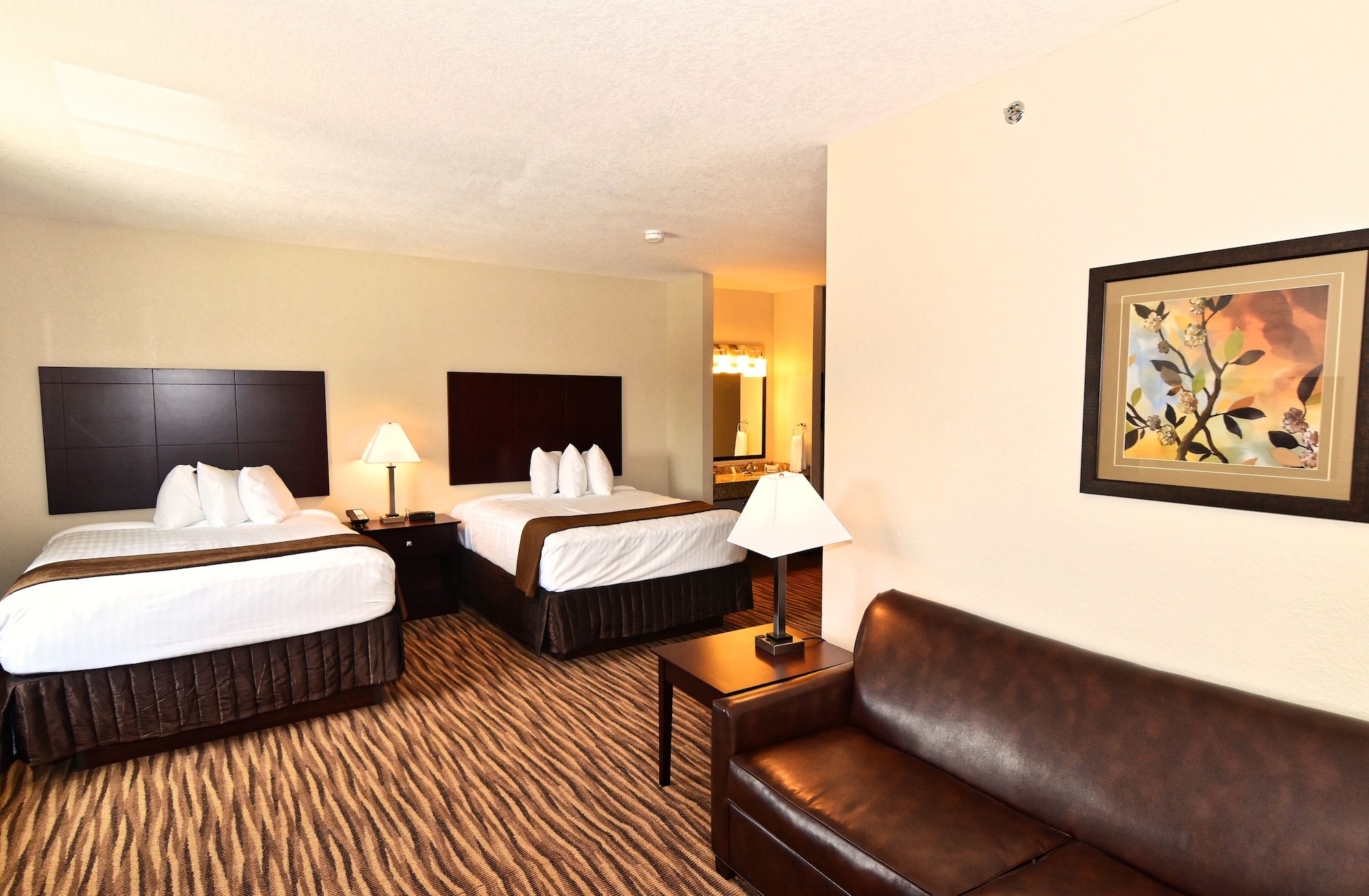 جناح عائلي بسريرين كوين مع أريكة، Cobblestone Inn and Suites Maryville 9/10