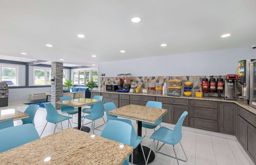 restaurant cafeteria