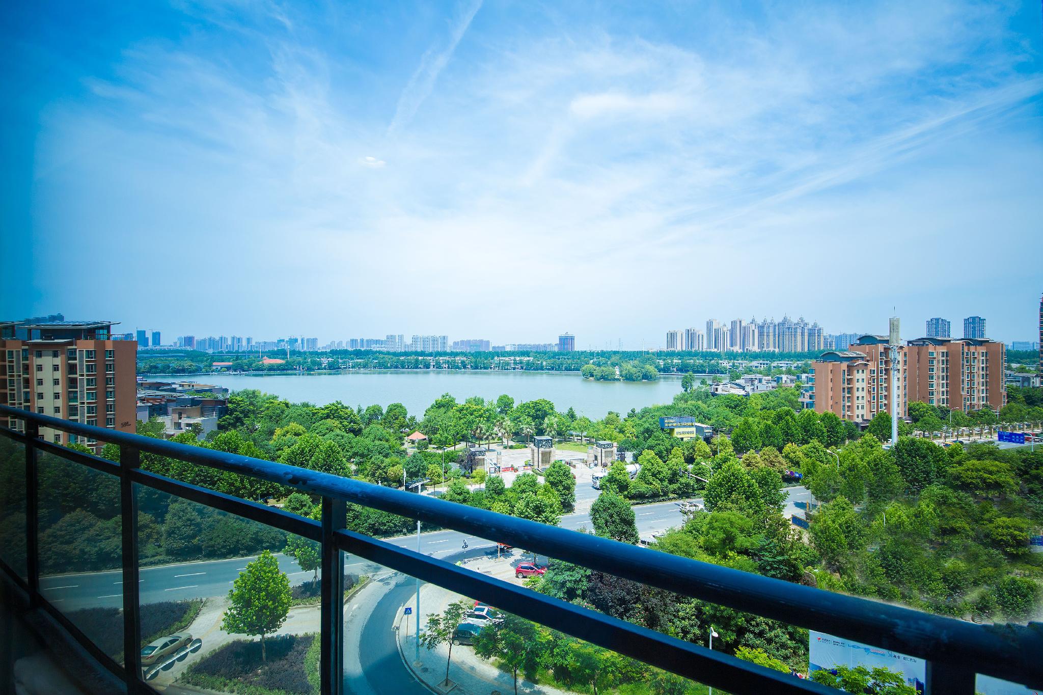 Vienna International Hotel (Wuhan Polar Ocean World) 49/50