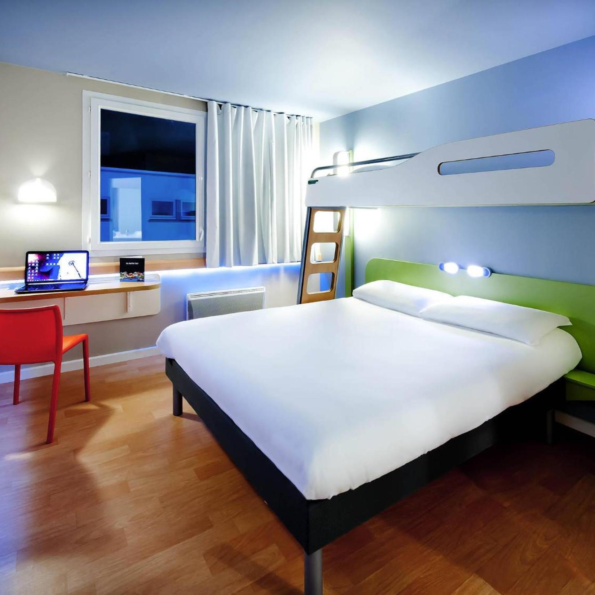 Ibis Budget Brest Center Port 10/50