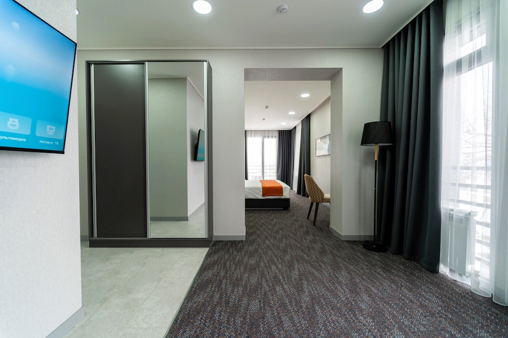 Nuovo Boutique Hotel 60/80