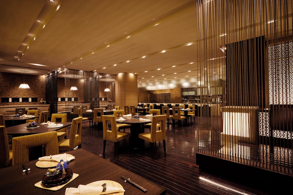 Royal Park Hotel 36/48