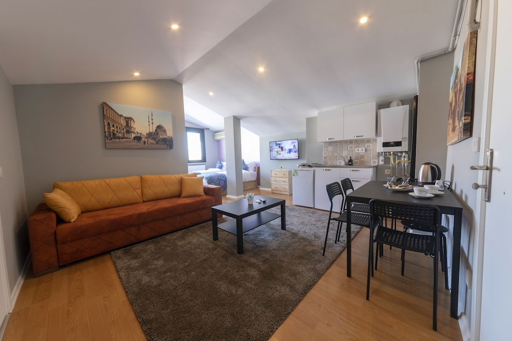Royal Taksim Suites 33/50