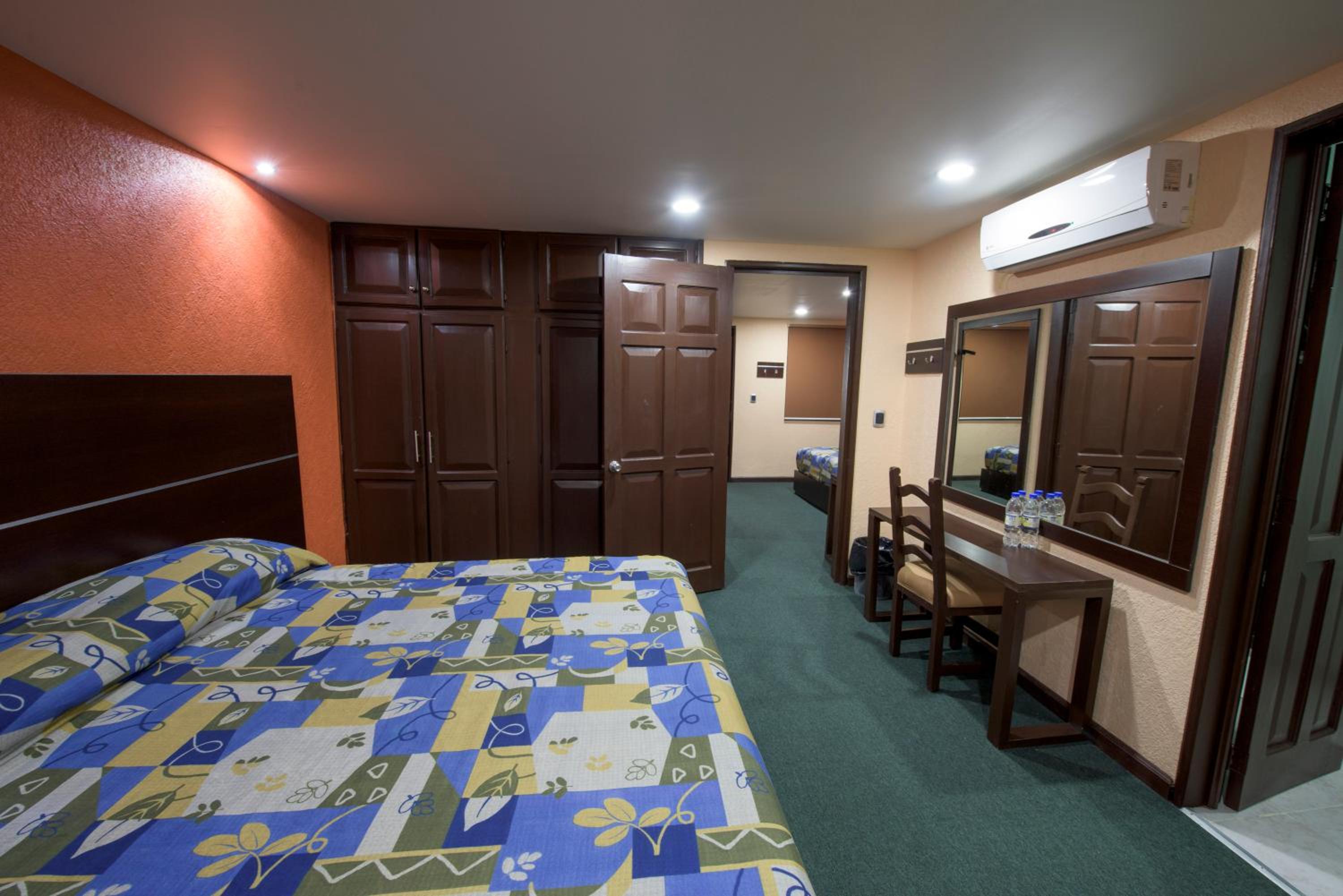 Hotel Oaxaca Inn 30/55