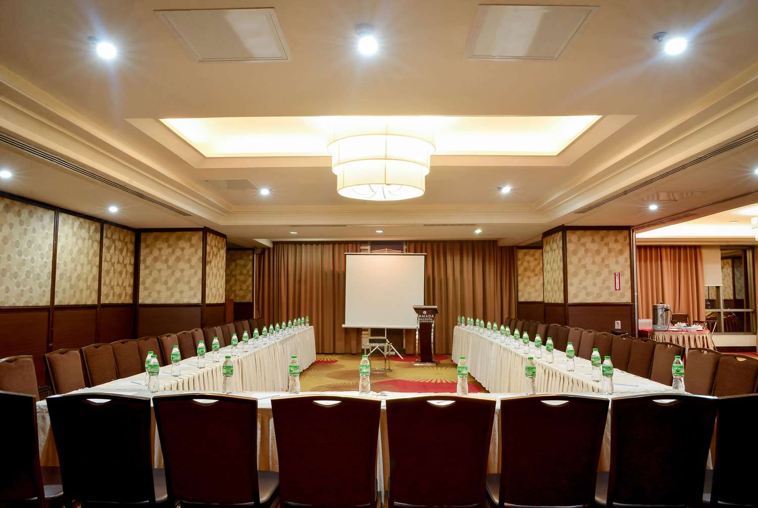 Ramada by Wyndham Manila Central 42/43