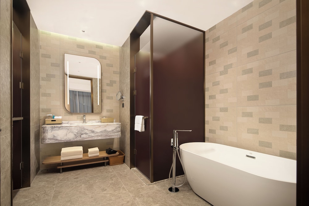 Hilton Garden Inn Shanwei Luhe 44/50