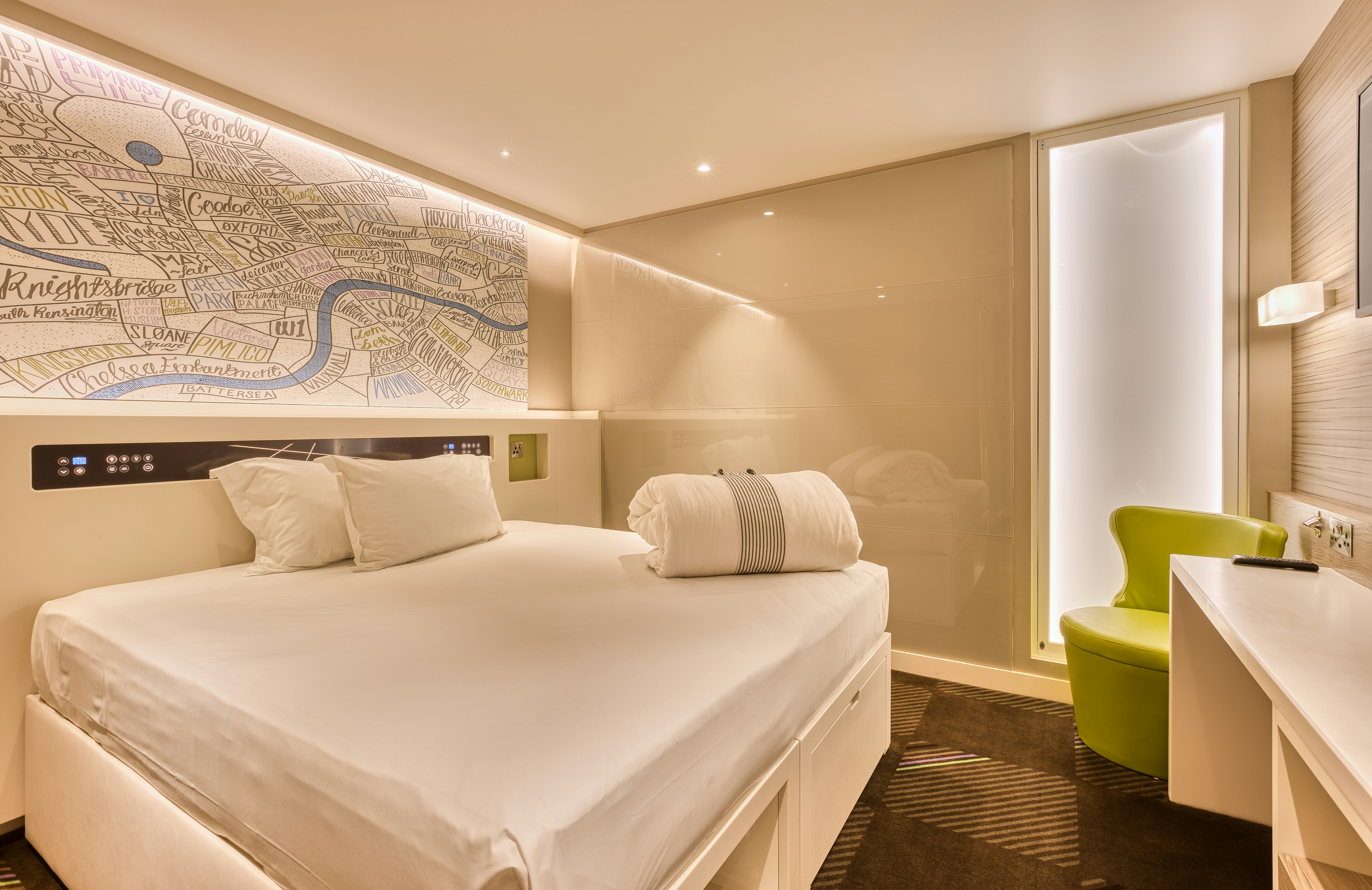 Hub by Premier Inn London Soho hotel 13/24