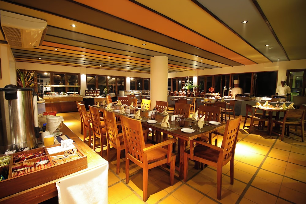 Dickwella Resort and Spa 28/50