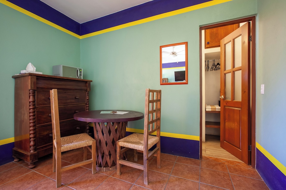B&B Casa Juarez 12/76