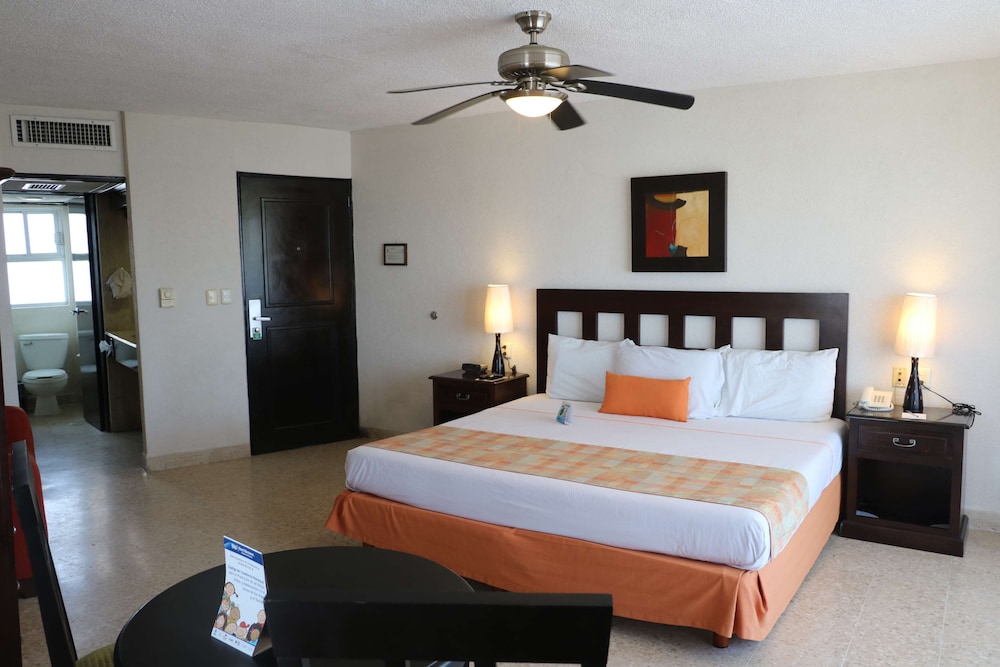 Best Western Hotel Posada Freeman Zona Dorada 6/54