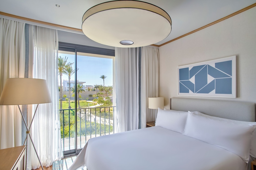 Diplomat, Villa, 5 King Beds