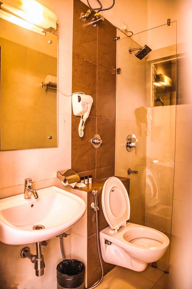 Hotel Casa Ahaana 46/48