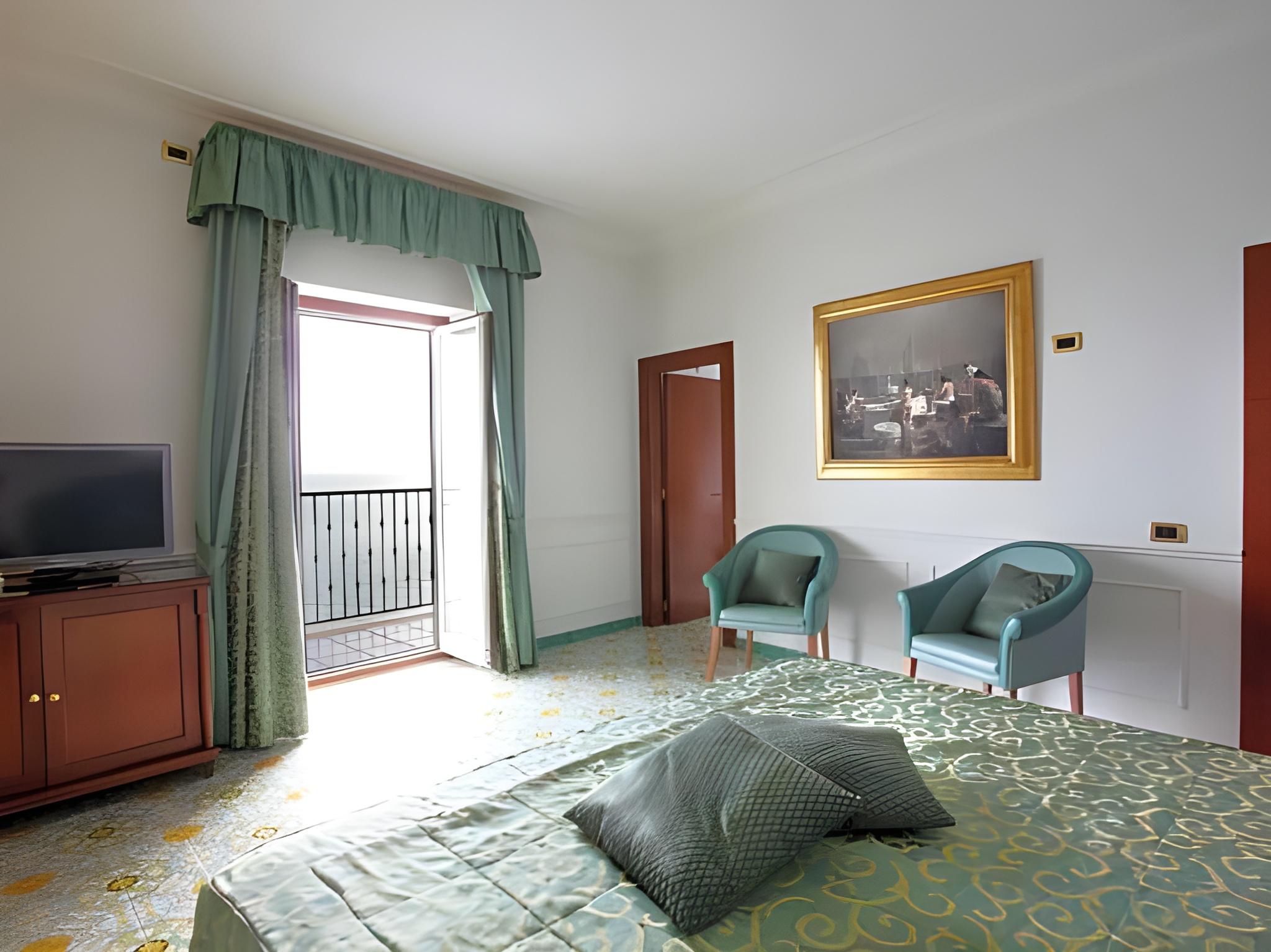 Belvedere, Suite
