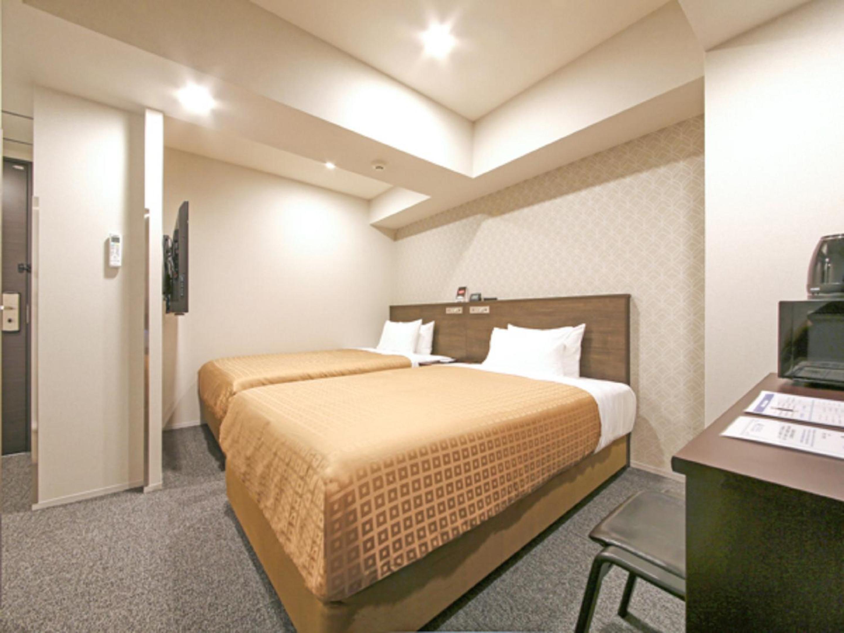 Semi Room, 2 Semi Double Beds, Smoking