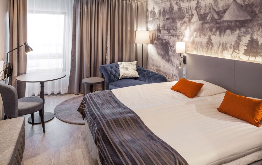 SUPERIOR, KING BED, SAUNA