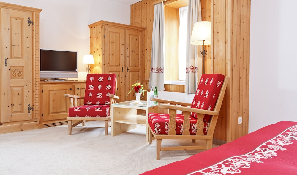 Edelweiss Swiss Quality Hotel 37/48
